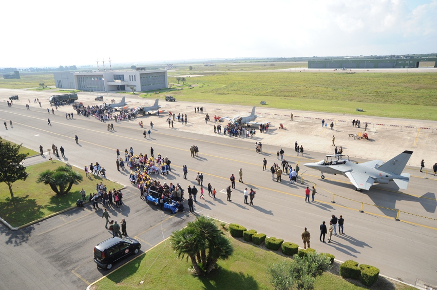 Aeroporto aperto al pubblico per la giornata dell’Unità Nazionale e della Festa delle Forze Armate