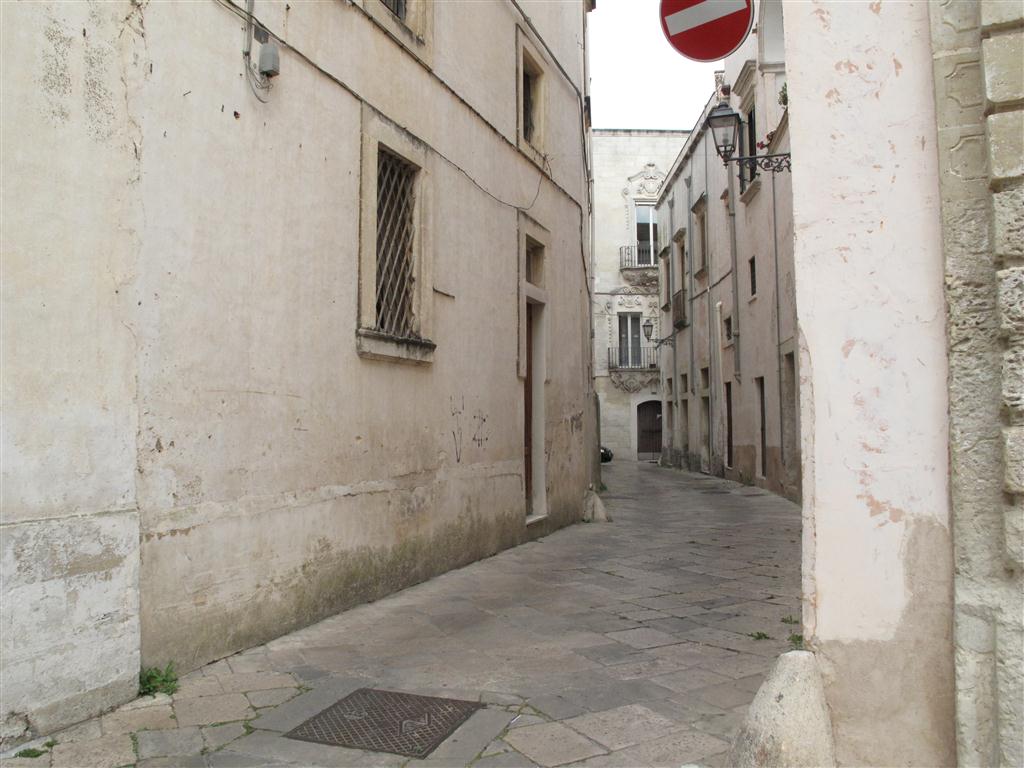 Falsi tecnici comunali si aggirano per Galatina