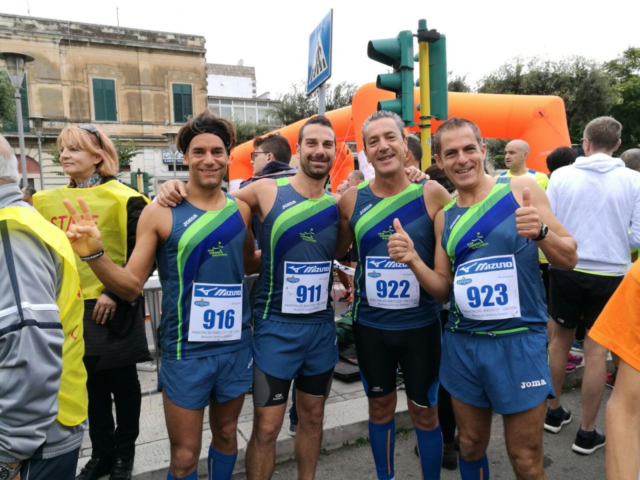Maratona del Barocco, tagliano tutti il traguardo i quindici del Club Correre di Galatina
