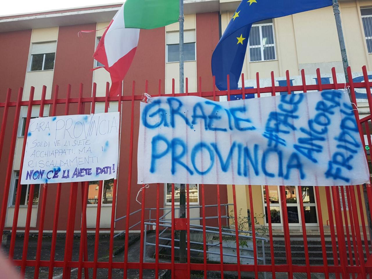 Aule gelate, studenti in 'sciopero' al Professionale di Galatina