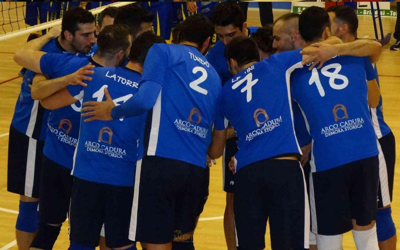 &quot;Arriva l'Ostuni, tutti a sostenere l''Olimpia Galatina&quot;