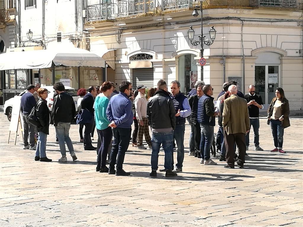 Non tutti chiusi i negozi del Centro Antico di Galatina. Si spacca il fronte dei commercianti