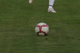 Calcio. La 'Farmacia Vergine' di Galatina si impone sulle 'Rondinelle' di Calimera Calcio. La 'Farmacia Vergine' di Galatina si impone sulle 'Rondinelle' di Calimera