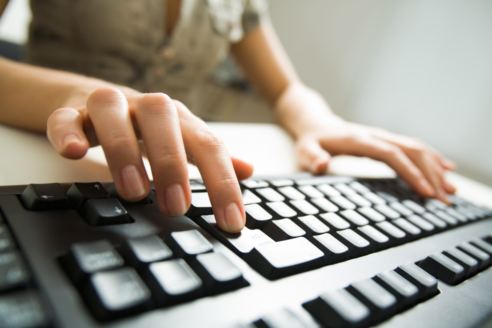 Gli strumenti online influenzano il dibattito democratico