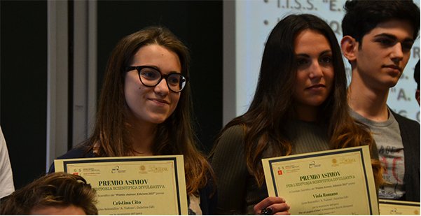 Due Premi Asimov al Liceo Vallone Due Premi Asimov al Liceo Vallone