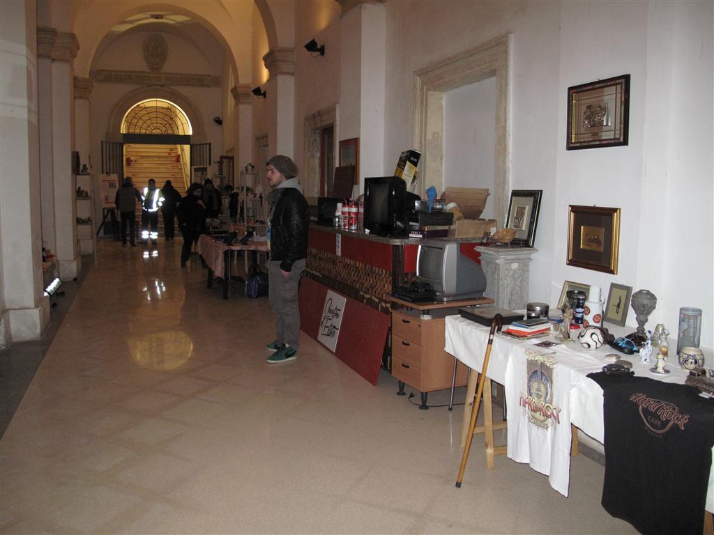 Open generations. Il mercatino dell'usato al Palazzo della Cultura con la musica