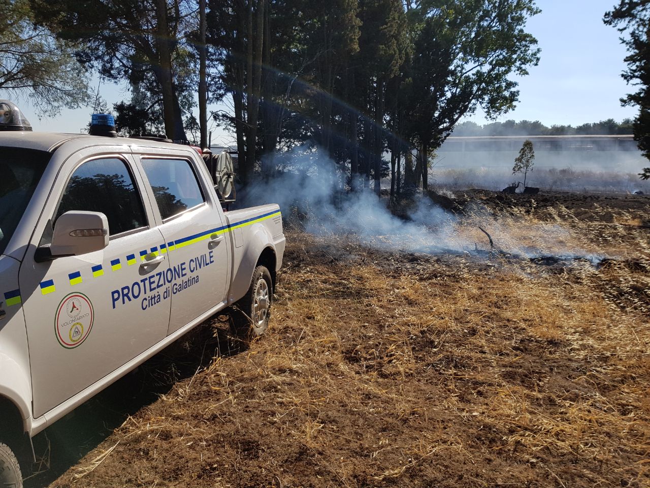 Tre vasti incendi nelle campagne di Galatina