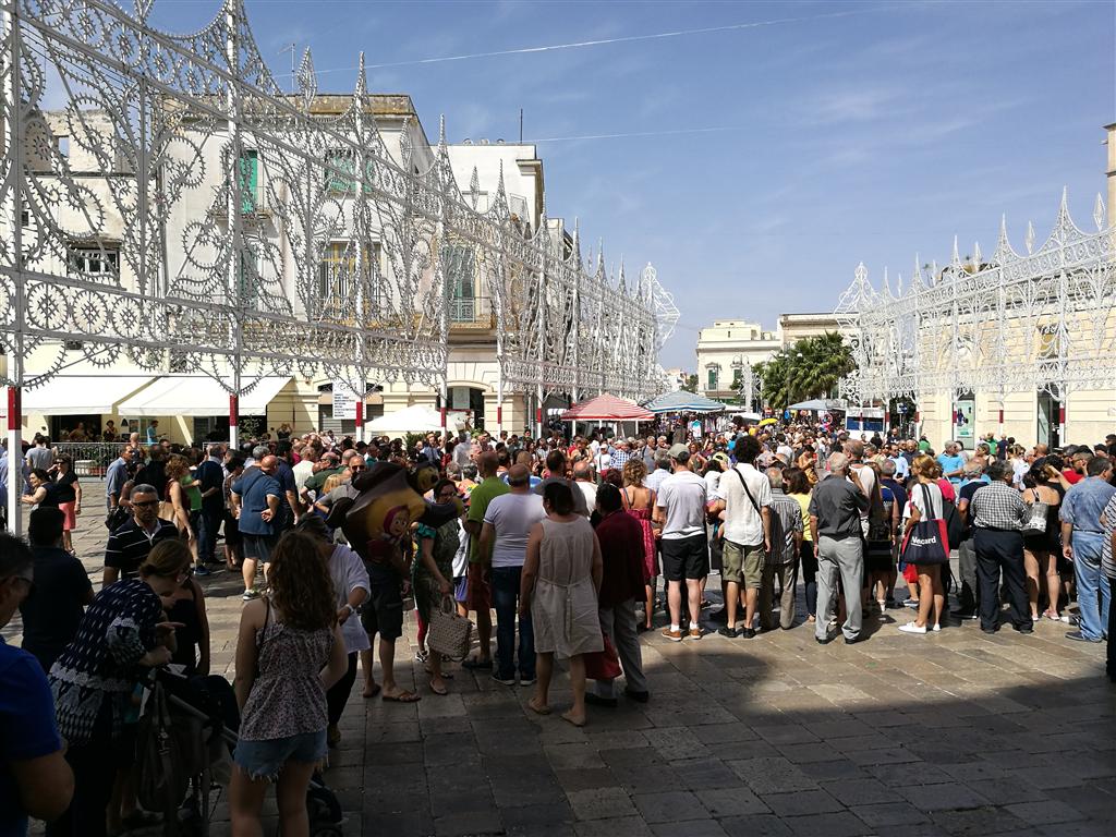 Tarantate, bande e convegno per la Festa