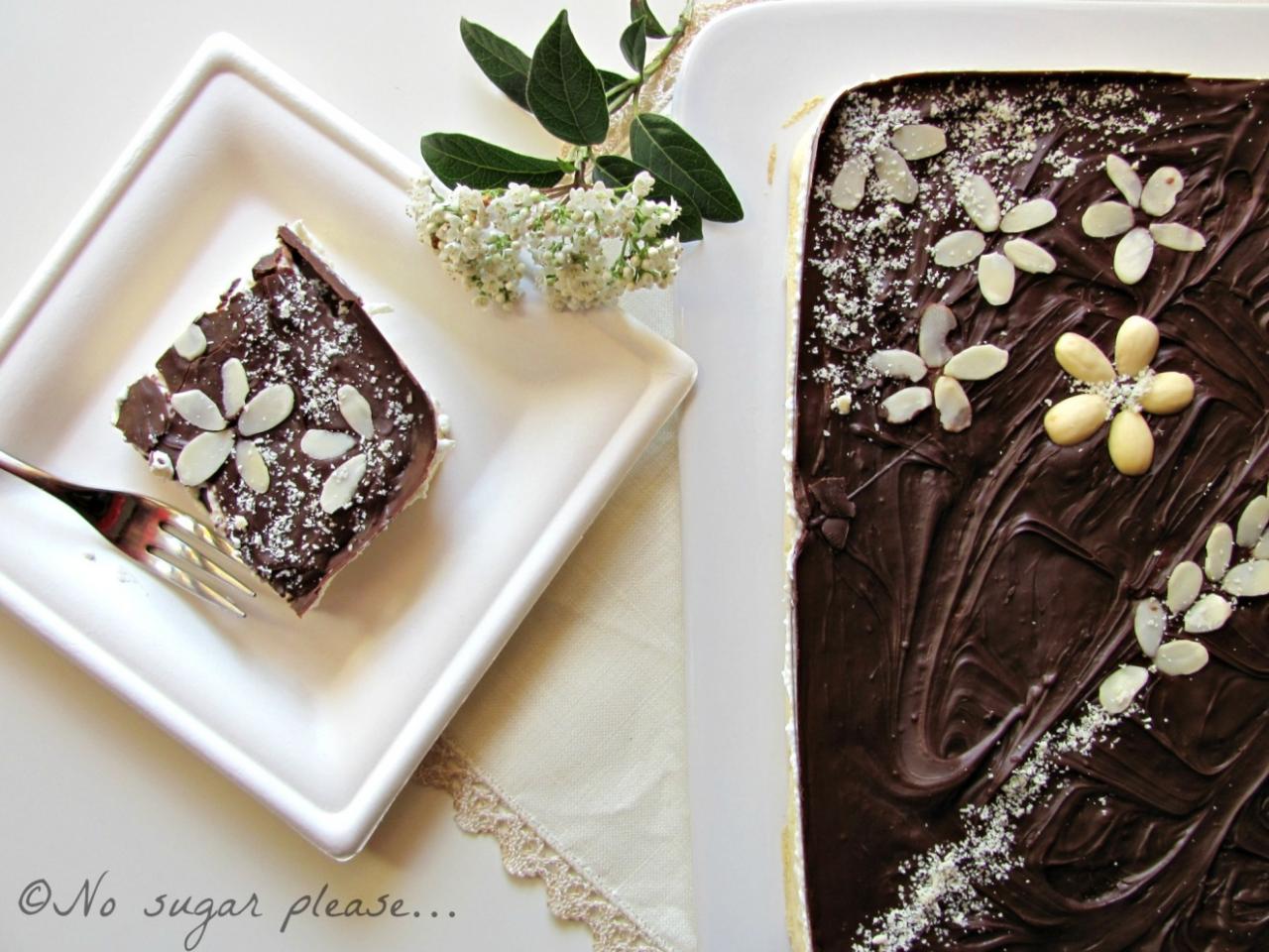 Semifreddo alle mandorle e cioccolato Semifreddo alle mandorle e cioccolato