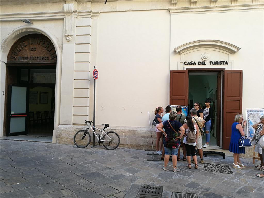 "13000 euro per lo Iat di Galatina" "13000 euro per lo Iat di Galatina"