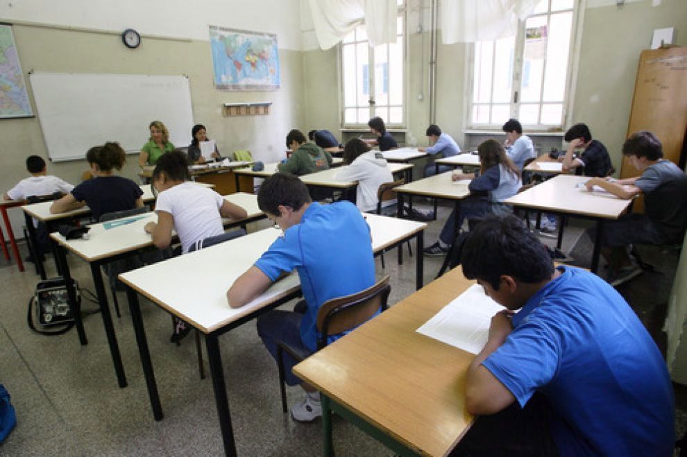 Liceo e Tecnico in quattro anni, parte la sperimentazione Liceo e Tecnico in quattro anni, parte la sperimentazione