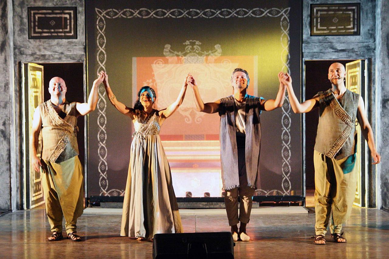  Ettore Bassi è Anfitrione nel Teatro Romano di Lecce