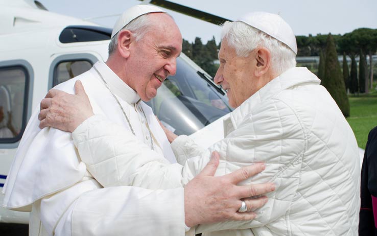 Lo storico incontro fra due Papi Lo storico incontro fra due Papi