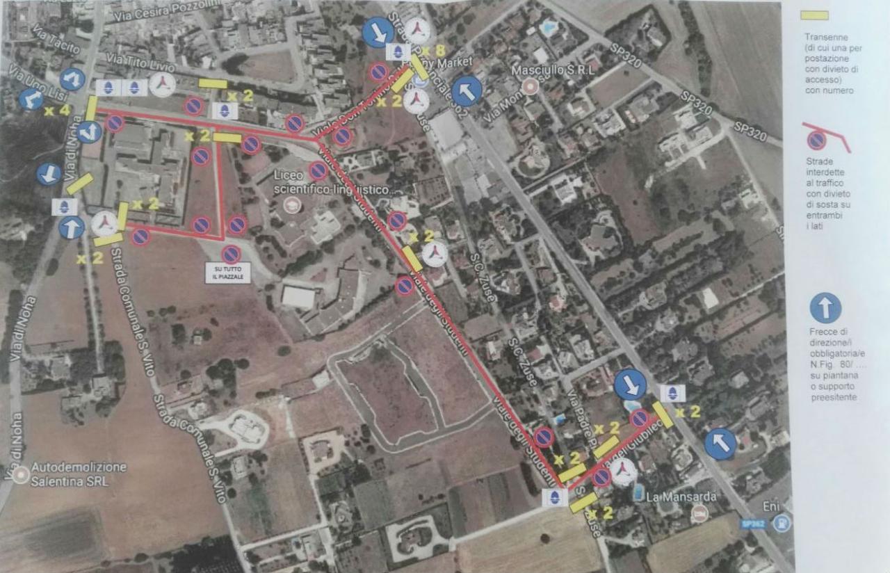 Un’autocisterna contro il muro del Liceo Scientifico di Galatina, è emergenza. Interviene anche il 118