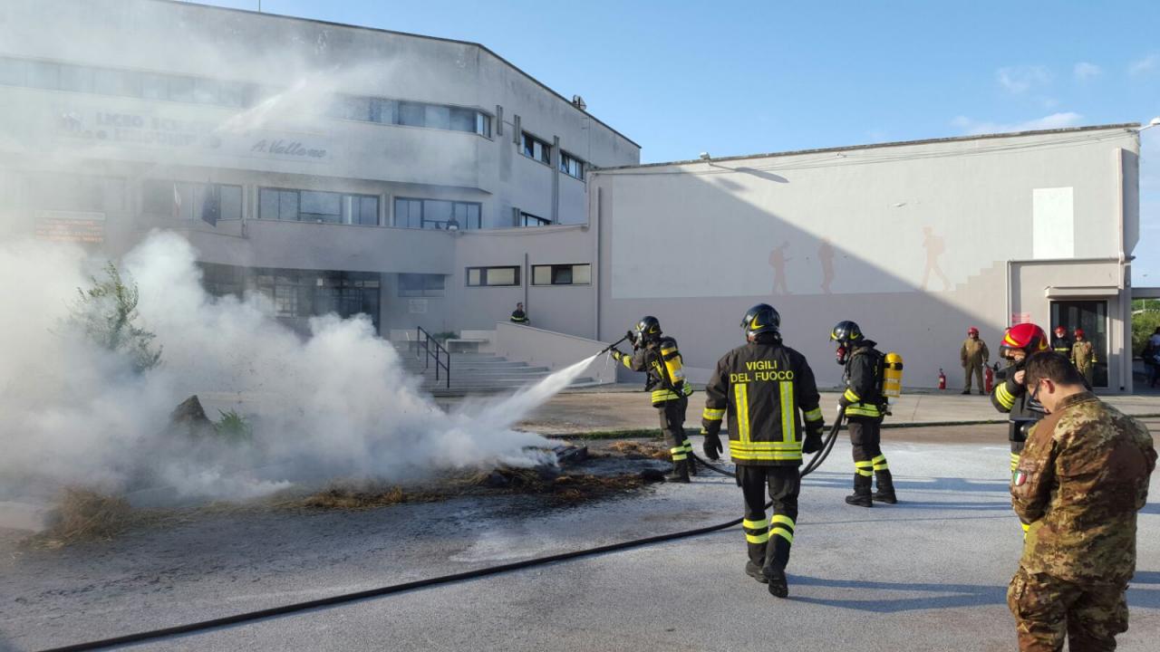 &quot;Fenice 2017&quot;, all'incendio dello Scientifico risponde un'intera rete di Forze dell'Ordine