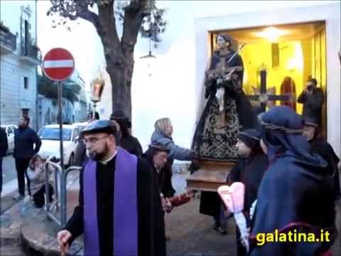 Tornate in chiesa dopo il restauro le 14 tele della Via Crucis dell'Addolorata