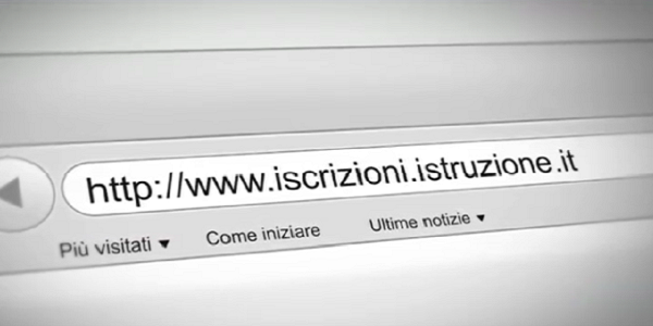 Scuola, al via da oggi le iscrizioni online