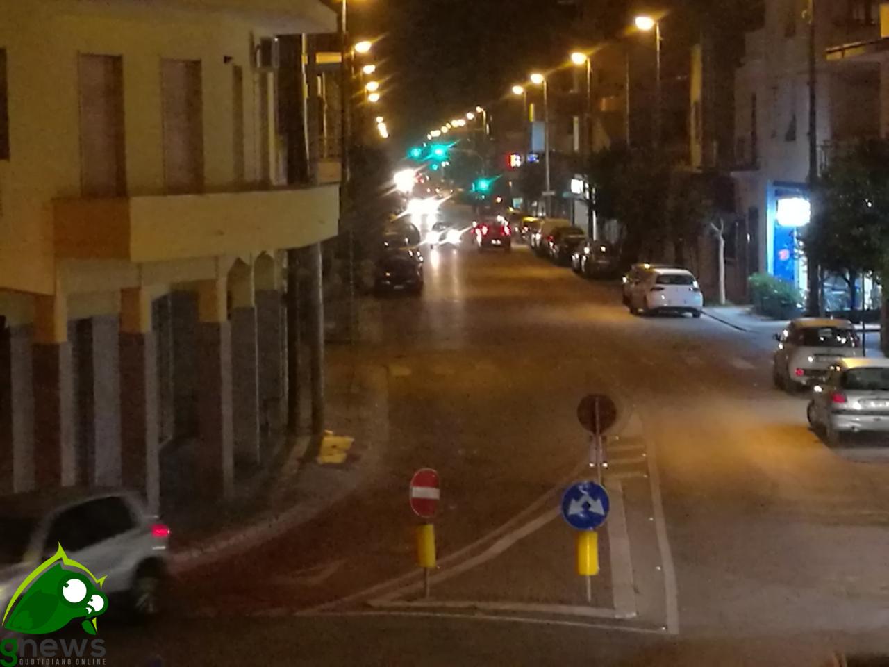 Minaccia di far saltare un palazzo dopo aver urlato durante un comizio, arrestato e processato per direttissima 41enne galatinese Minaccia di far saltare un palazzo dopo aver urlato durante un comizio, arrestato e processato per direttissima 41enne galatinese