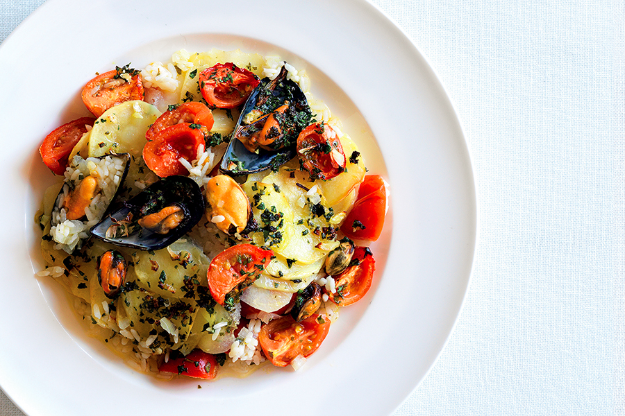 Tutti gli ingredienti della “Tavola Santa”