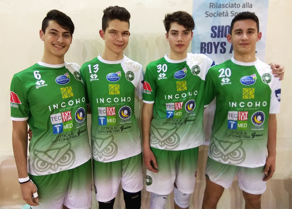 Tre allievi del vivaio con la Showy in serie C Tre allievi del vivaio con la Showy in serie C