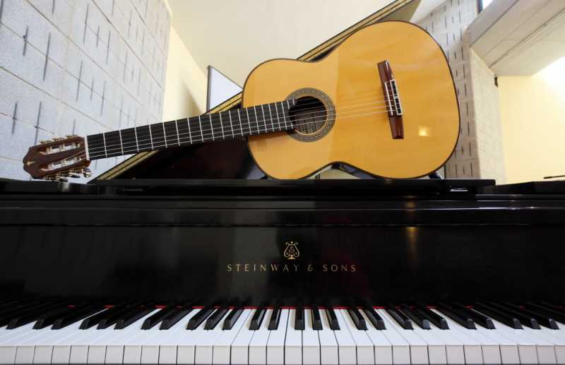 Giacomo Fronzi e Riccardo Calogiuri, due talenti salentini agli Amici della Musica di Galatina