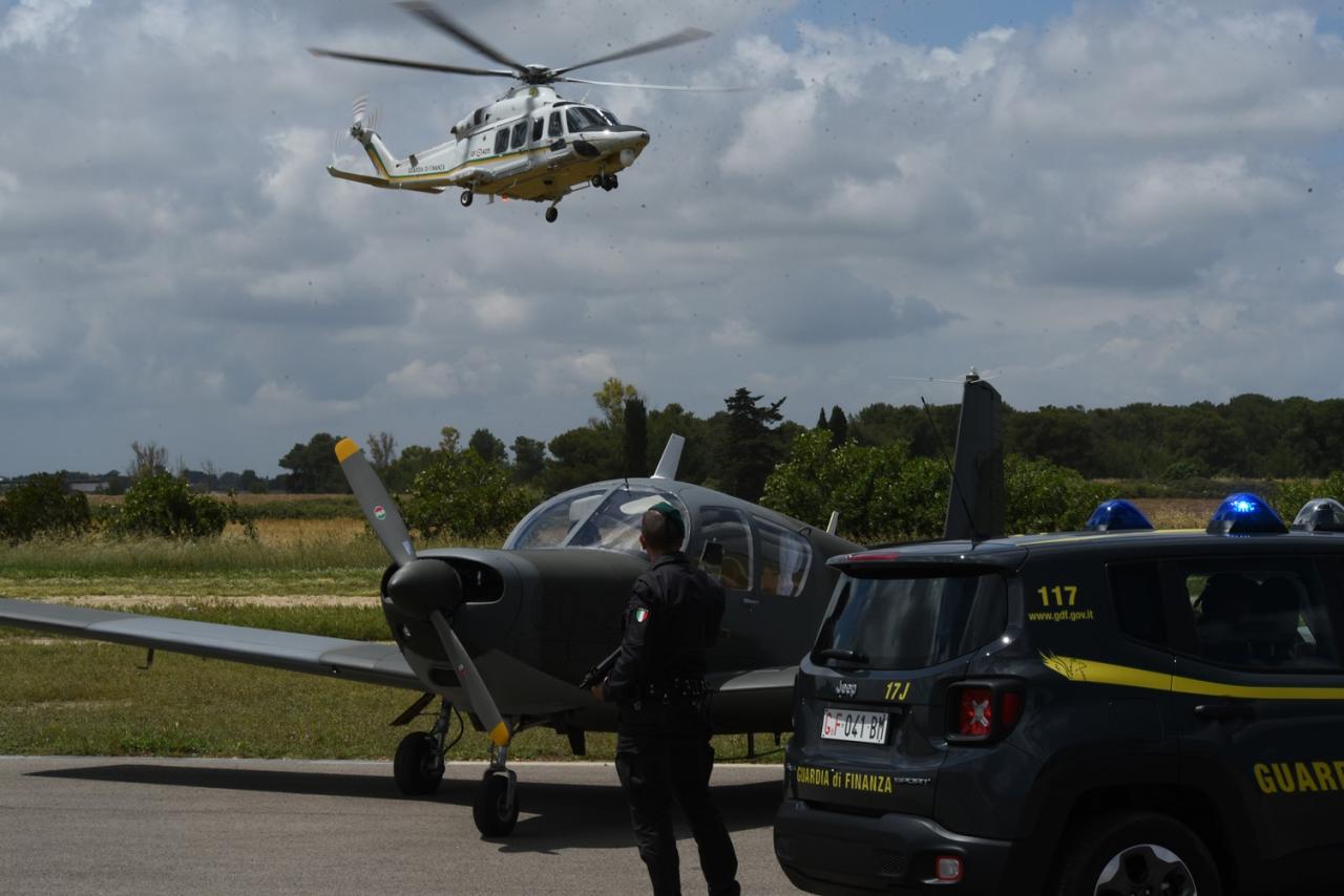 Operazione &quot;Corvo Imperiale&quot;, Aeronautica e Guardia di Finanza insieme in un'esercitazione nel Salento