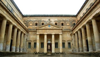 “La bellezza non è tutto”, “Pe(n)sa differente”