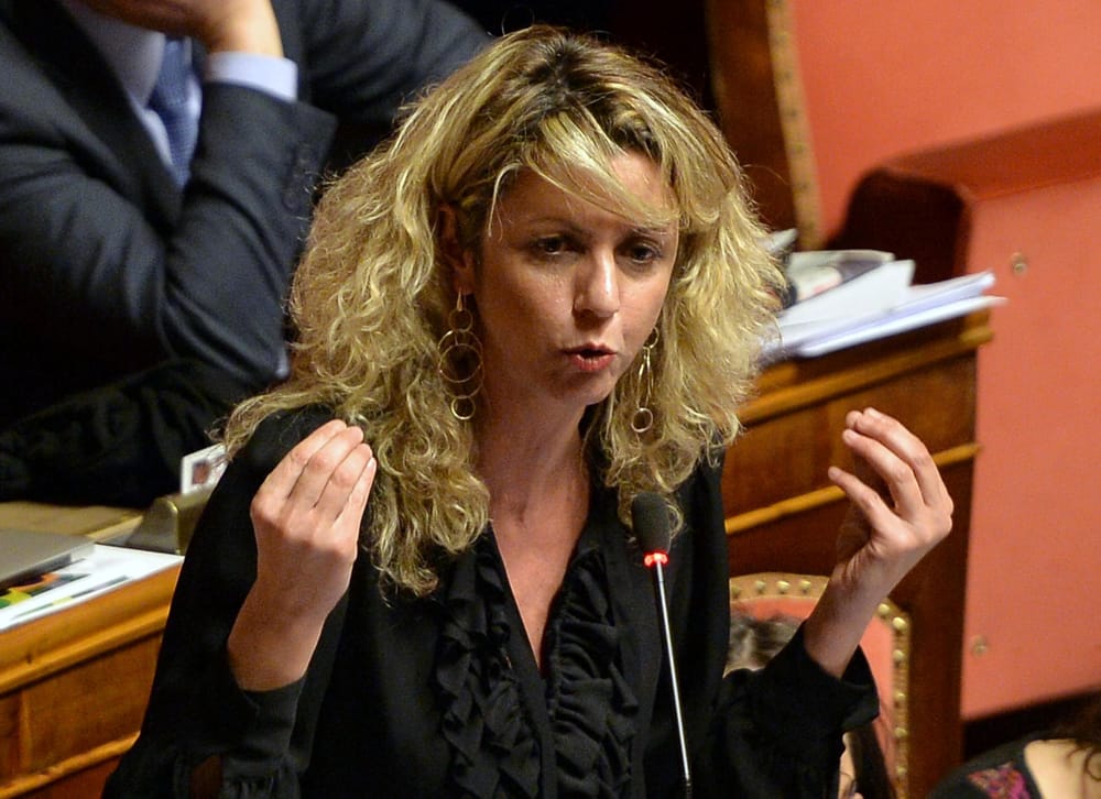 "Proficuo incontro fra ministra Lezzi e ricercatori" "Proficuo incontro fra ministra Lezzi e ricercatori"