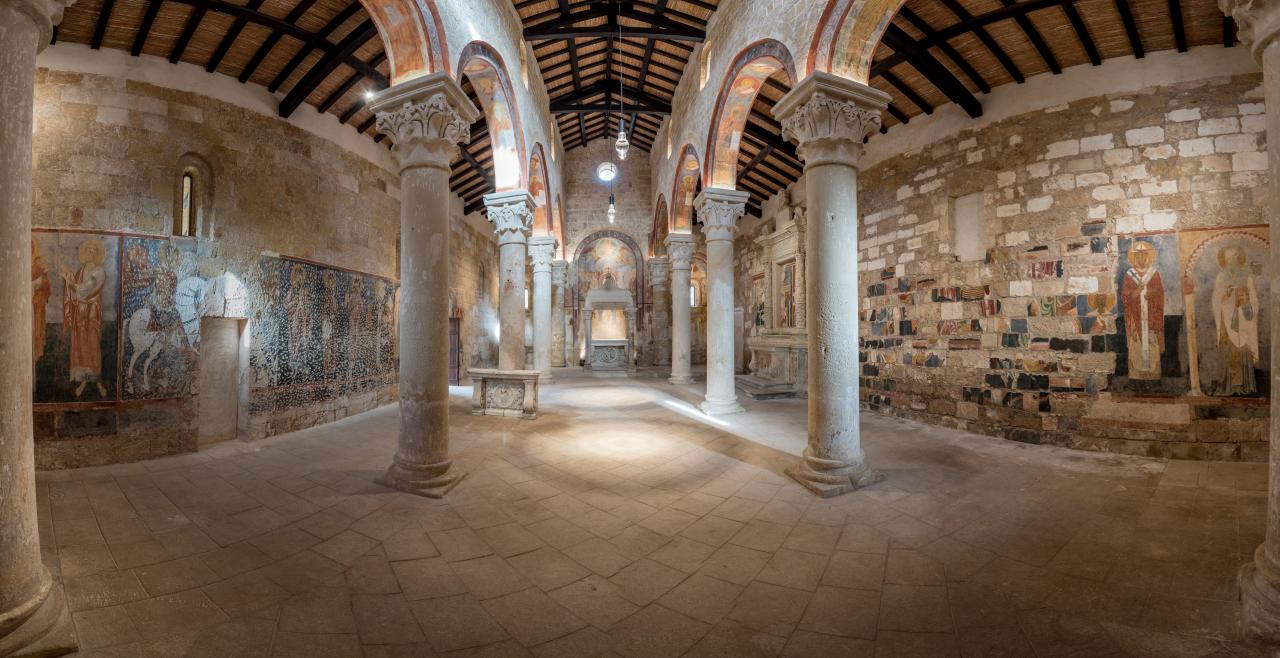 Restituito al culto l'altare barocco della Vergine di Cerrate Restituito al culto l'altare barocco della Vergine di Cerrate