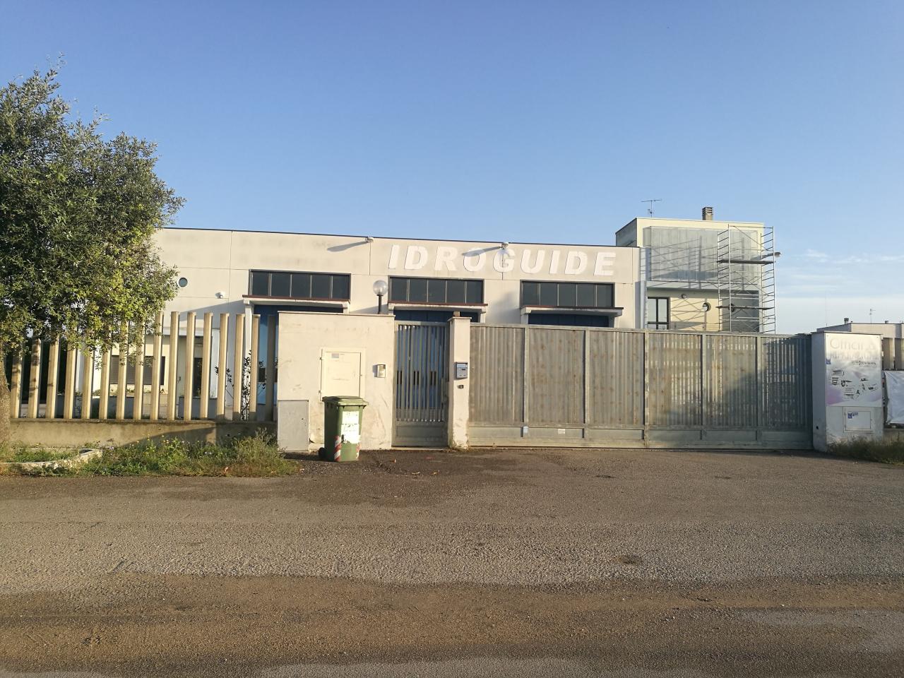 Non ce l'ha fatta l'imprenditore galatinese caduto dal tetto della sua officina