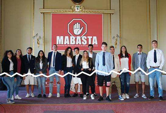 “Mabasta”, l'antibullismo si fa impresa “Mabasta”, l'antibullismo si fa impresa