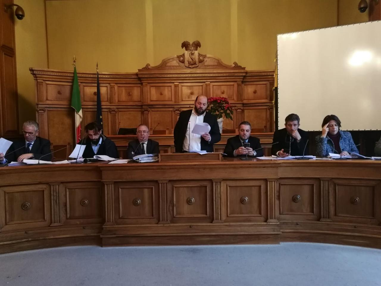 "La Provincia torni a essere il faro che illumina il cammino dei nostri concittadini" "La Provincia torni a essere il faro che illumina il cammino dei nostri concittadini"