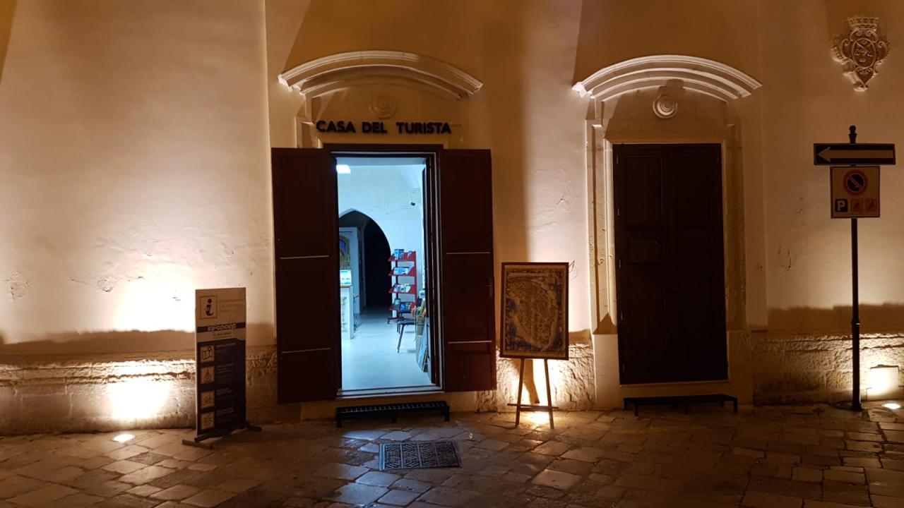 “Uomo di malcoscienza, come le fa, le pensa”