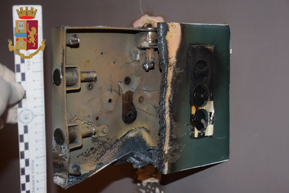 Arrestato barese che sventrava casseforti a Lecce