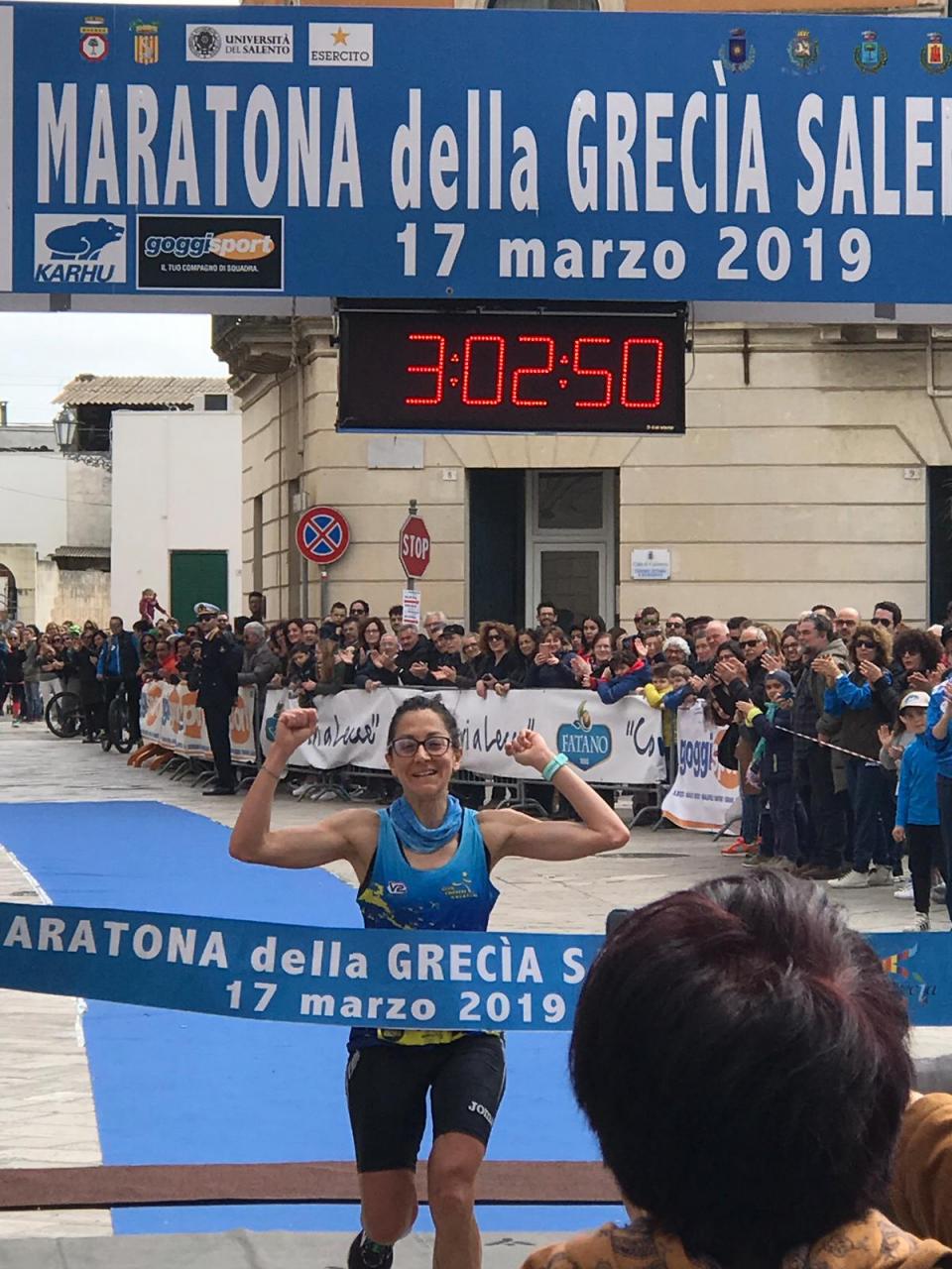 Francesca Mele, podista galatinese, prima nella maratona della Grecìa salentina