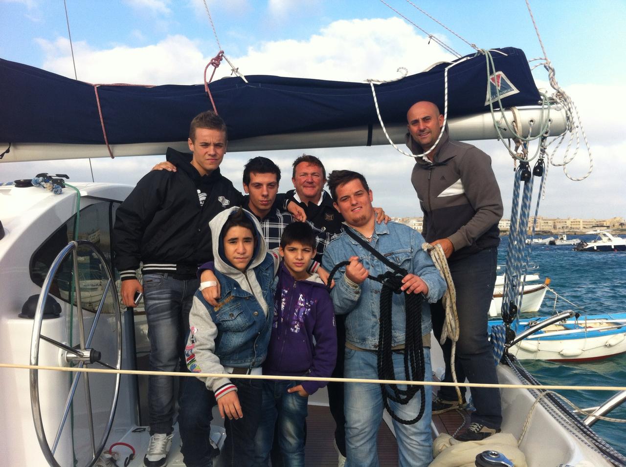 Più vela per tutti con gli ospiti dell'Aquilone e della Bussola Più vela per tutti con gli ospiti dell'Aquilone e della Bussola