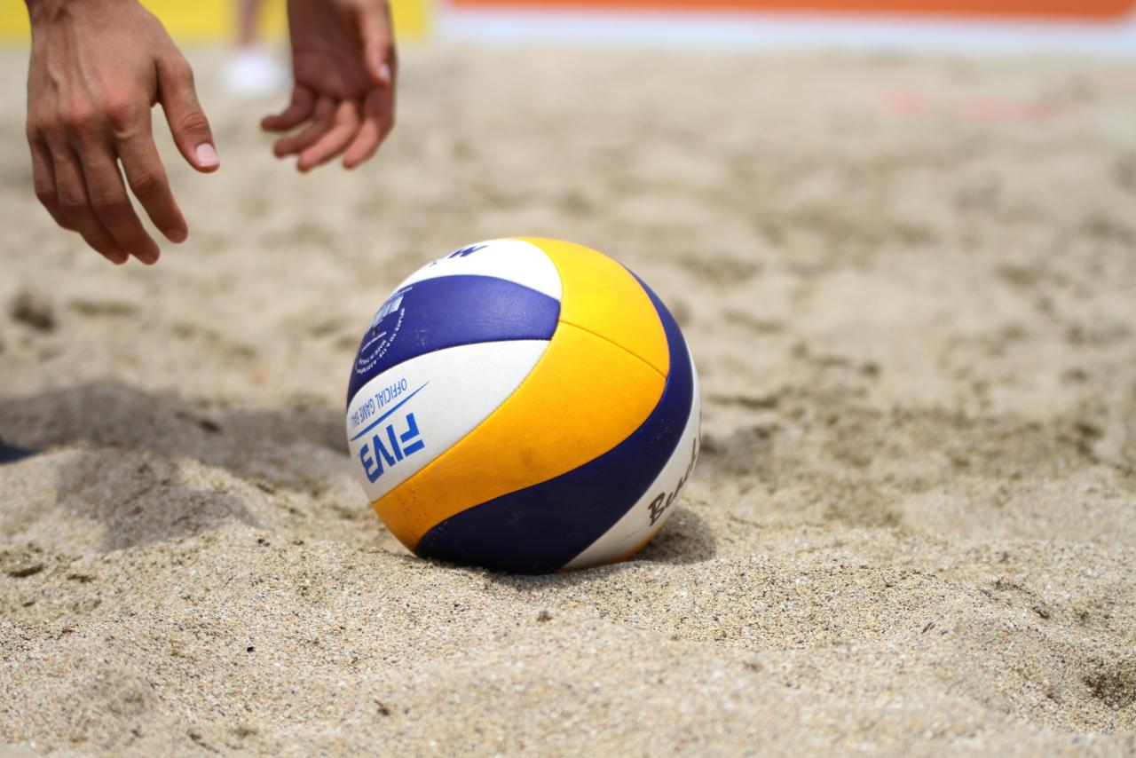 Due tornei di beach volley per la Showy Due tornei di beach volley per la Showy
