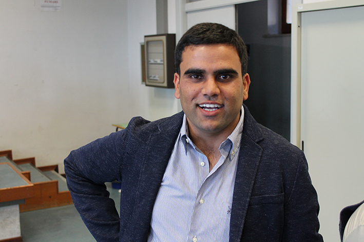 La laurea in ingegneria industriale a Lecce dopo le fatiche nei cantieri libici e la traversata sul gommone fino a Lampedusa