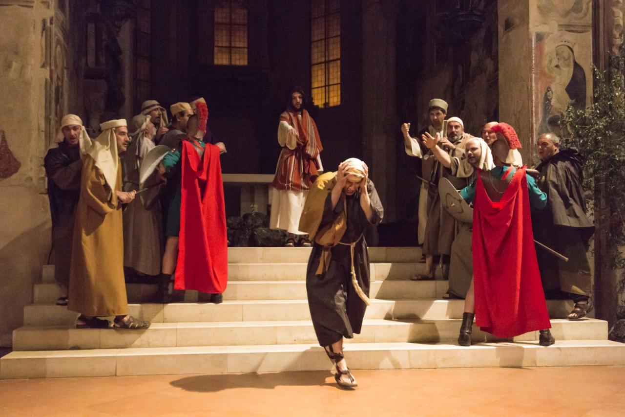 La Via Matris Vivente nella Basilica di Santa Caterina d'Alessandria