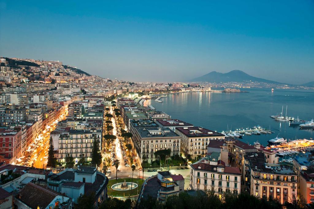 "Criptocorruzione 2.0", sei arresti e decine di indagati a Napoli "Criptocorruzione 2.0", sei arresti e decine di indagati a Napoli