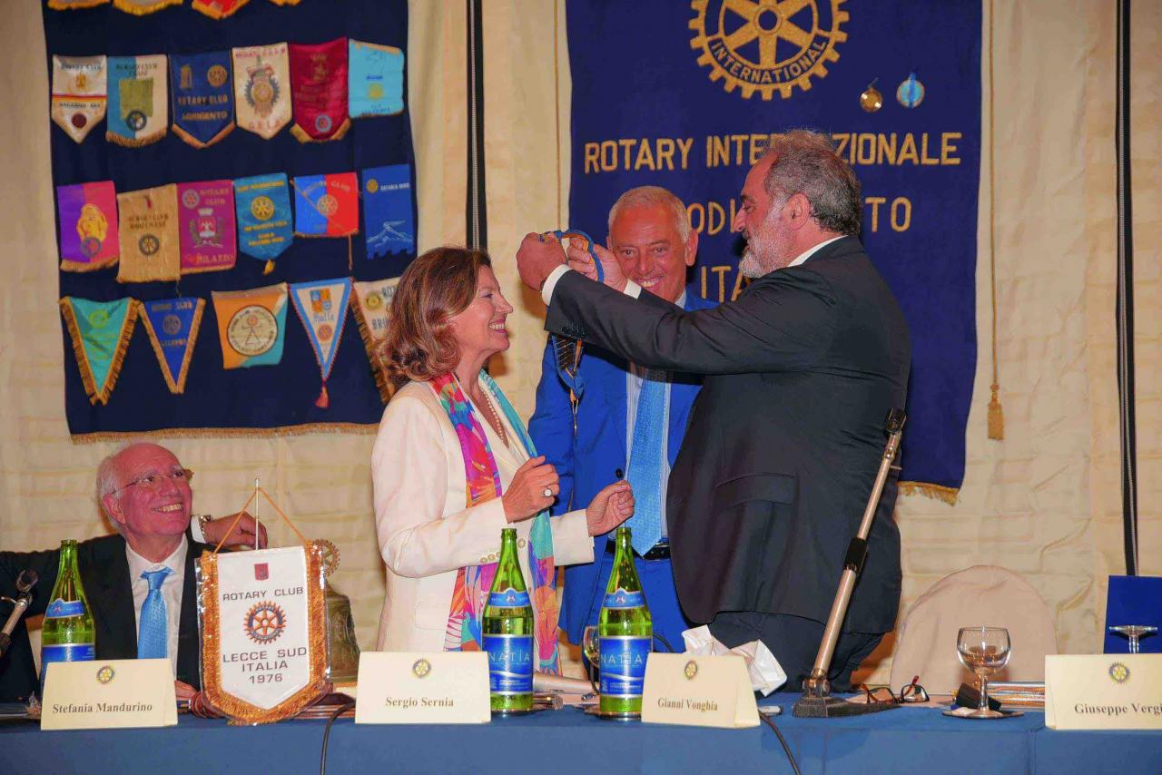 Stefania Mandurino è il nuovo presidente del Rotary Club Lecce-Sud
