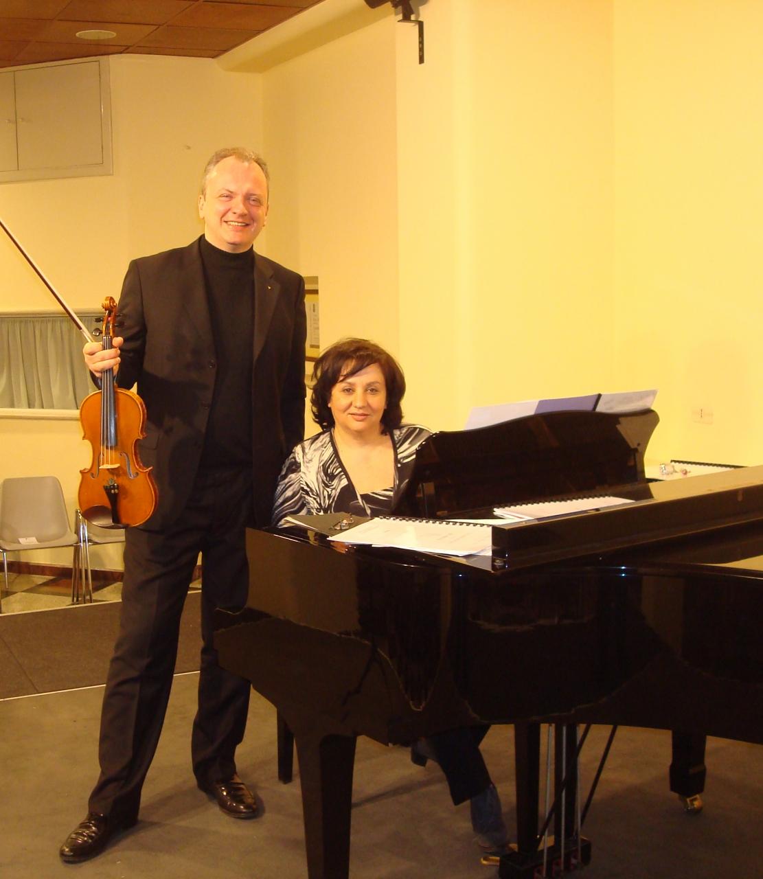 Il violino di Alessandro Perpich e il pianoforte di Gabriella Orlando in concerto alle Clarisse