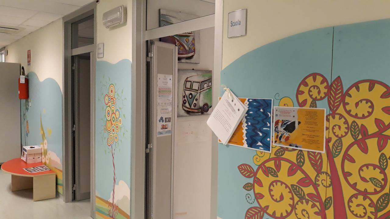 "La Scuola in Ospedale, per sentirsi a casa" "La Scuola in Ospedale, per sentirsi a casa"