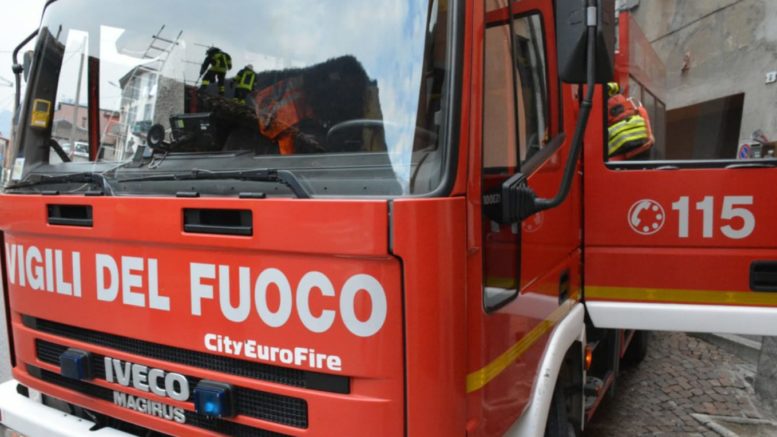 Principio di incendio all'R2 di Ecotekne, nessun danno alle persone