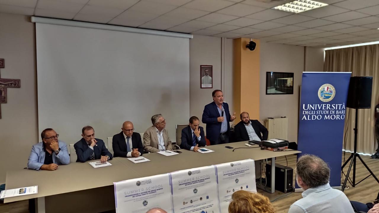 “Organizzazione e gestione dei servizi sportivi nei sistemi turistici”