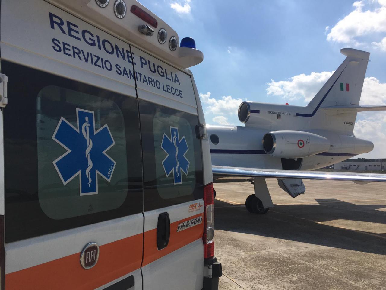 Paziente in pericolo di vita trasportato dall'aeroporto di Galatina a Roma Paziente in pericolo di vita trasportato dall'aeroporto di Galatina a Roma