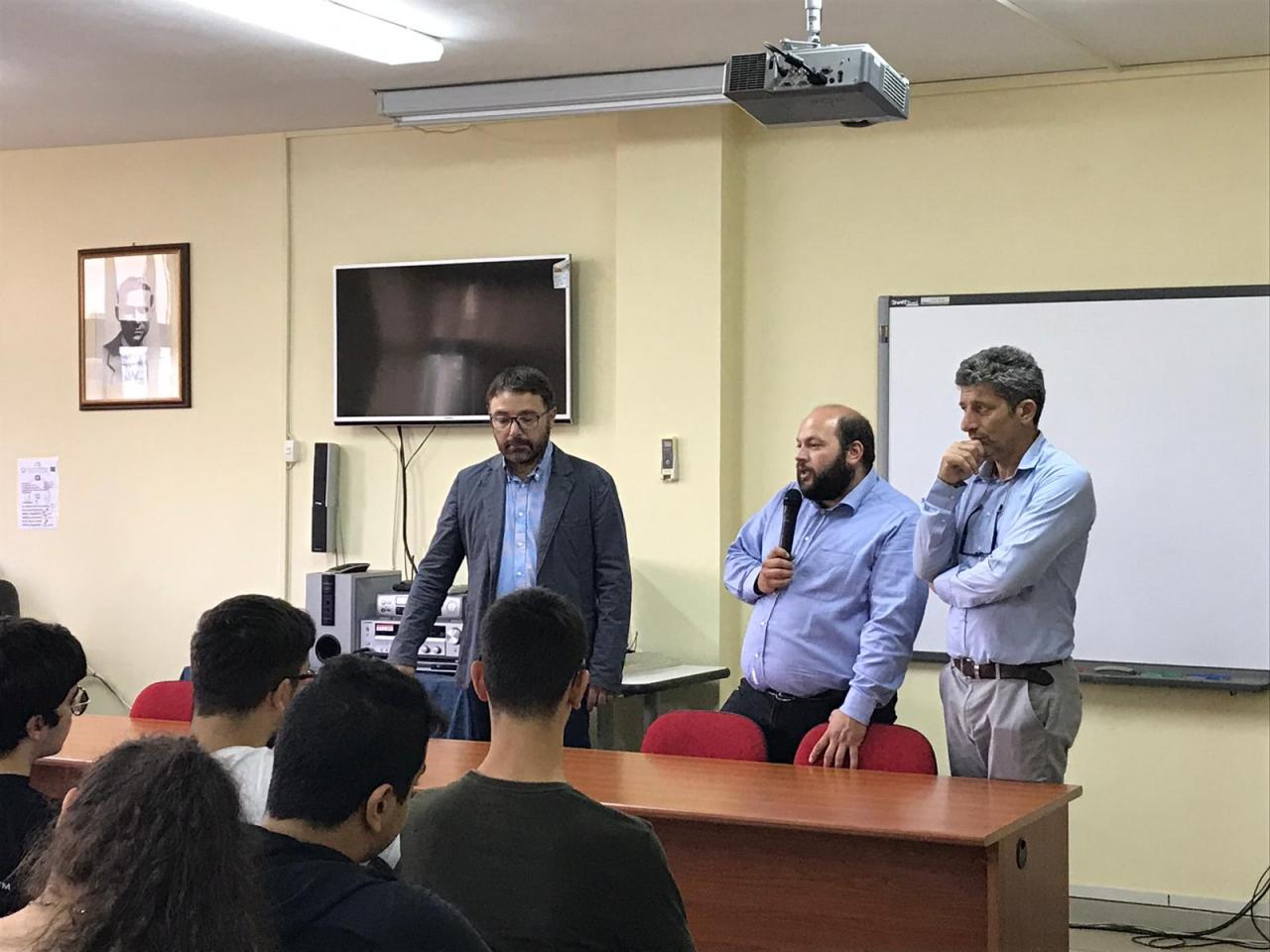Inaugurati i tre nuovi laboratori dell'IISS Laporta/Falcone e Borsellino Inaugurati i tre nuovi laboratori dell'IISS Laporta/Falcone e Borsellino