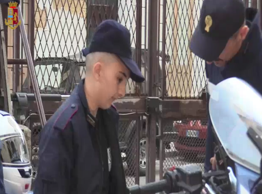 Federico Chianella “Poliziotto per un giorno” Federico Chianella “Poliziotto per un giorno”