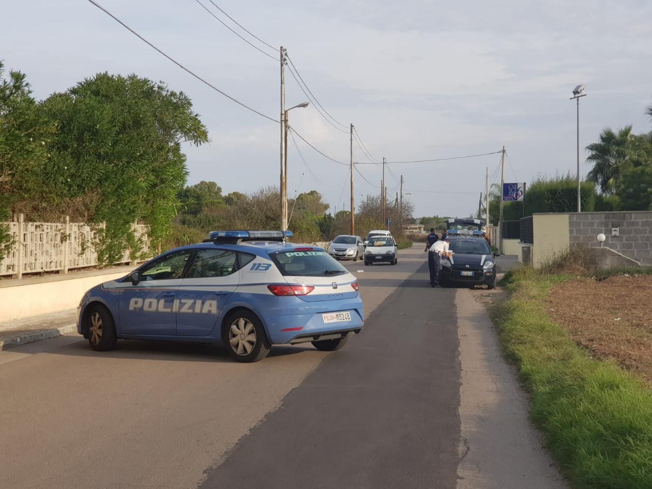 Bambino sfugge dalla mano della mamma e viene investito da un'auto in via Gorizia a Galatina Bambino sfugge dalla mano della mamma e viene investito da un'auto in via Gorizia a Galatina