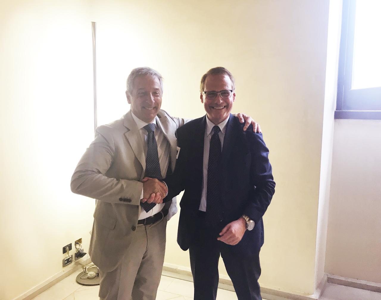 Scambio di consegne fra Zara e Pollice